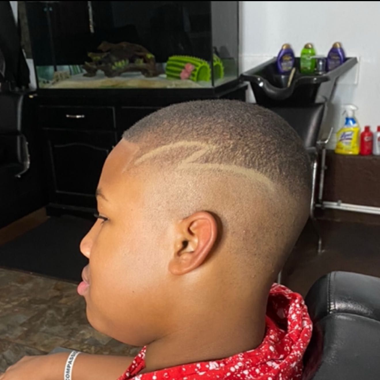 Mama Wells Gifted Hands Barbershop & Nail Bar Spa in Raleigh, NC (2)