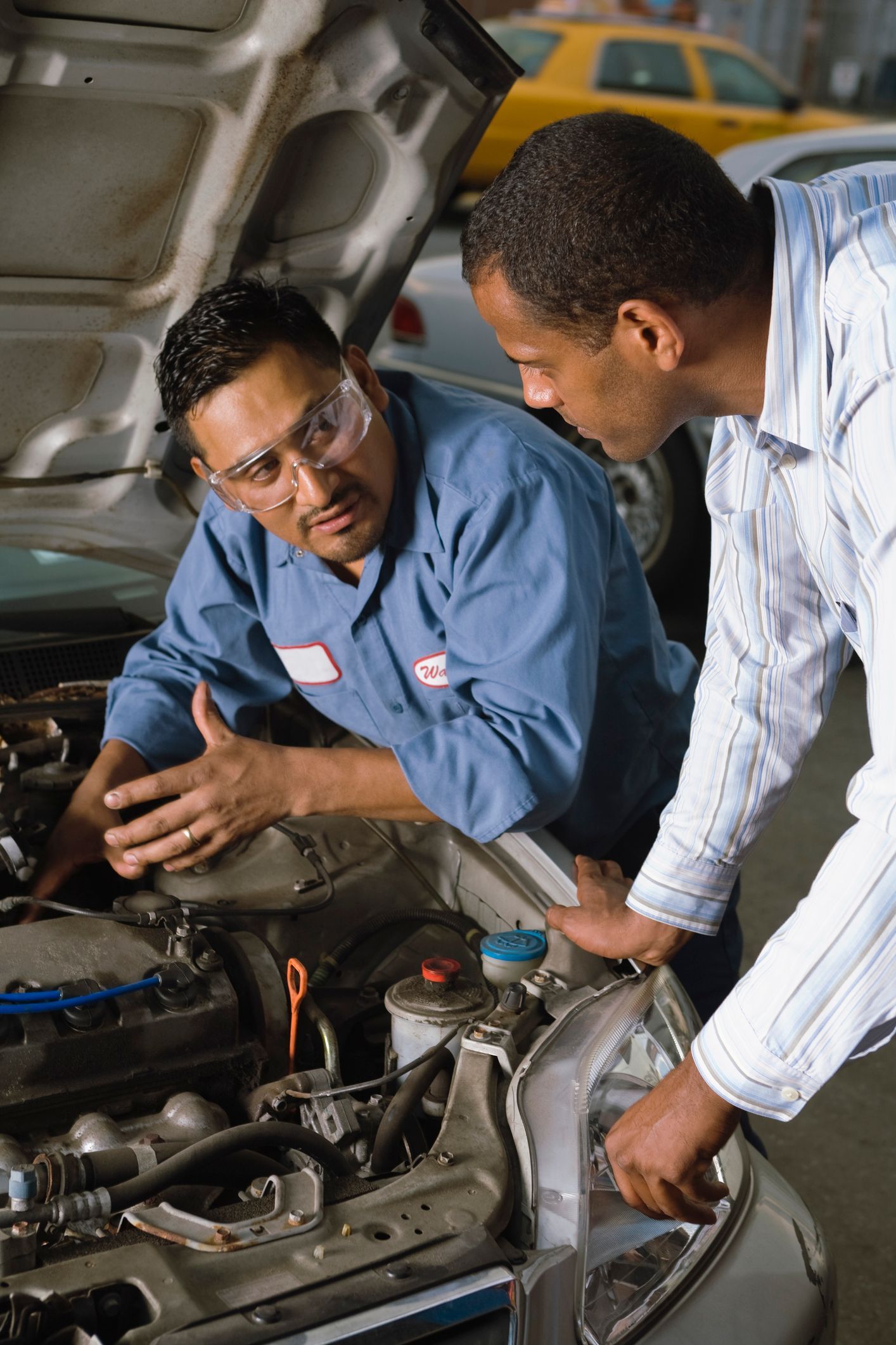 BROWN’S AUTO REPAIR AND TRANSMISSIONS in Houston, TX