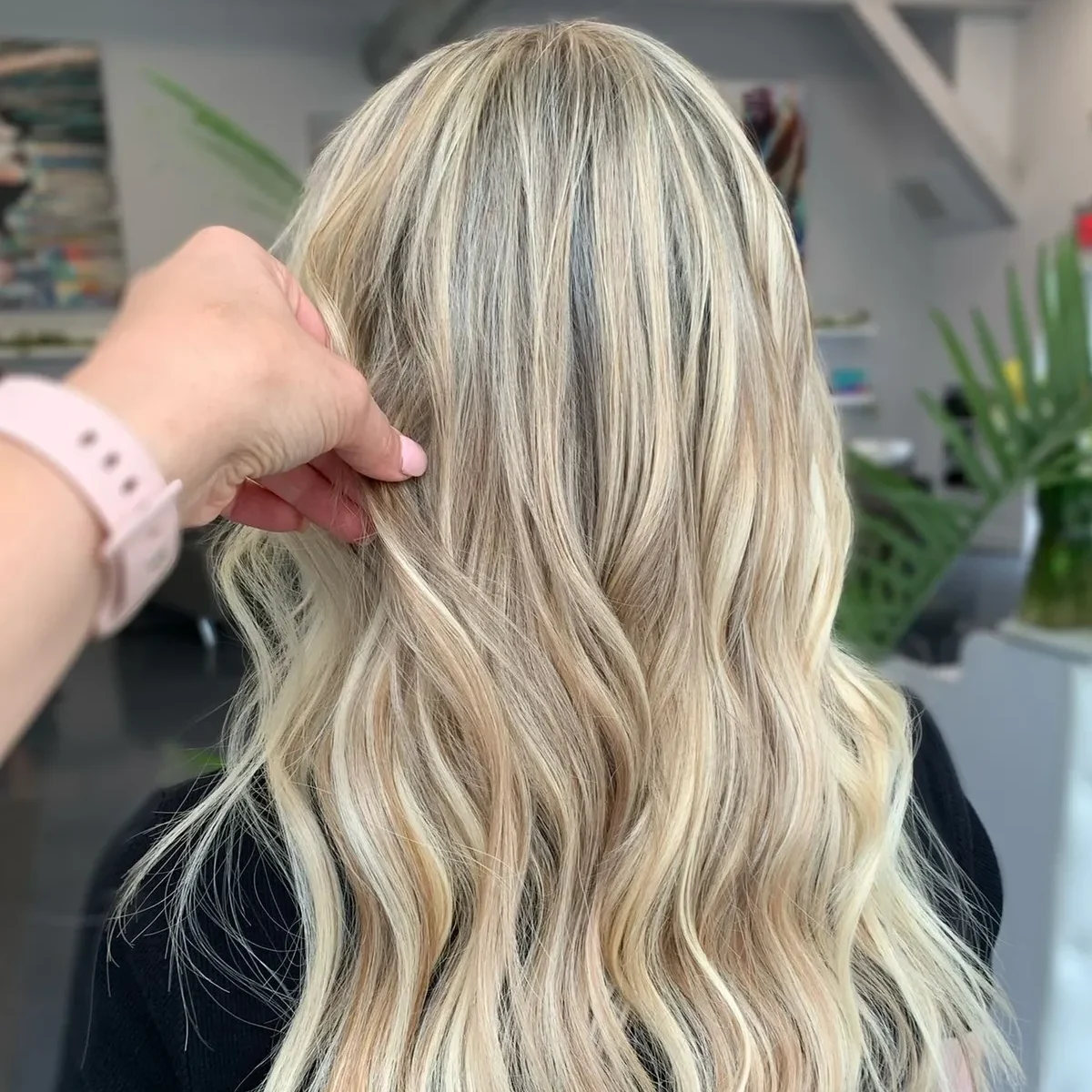 Emma Justine Color & Extension Lounge in Middletown, KY (3)
