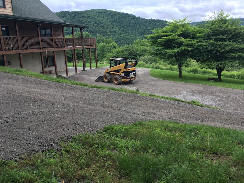 Chris Rose's Excavating LLC in Hillsboro, WV