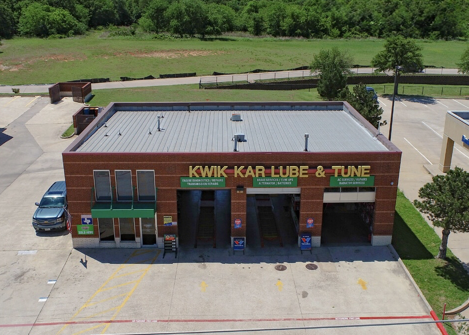 Kwik Kar Lube & Tune - Hickory Creek, TX in Hickory Creek, TX (2)
