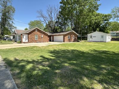 Young Real Estate LLC in Dexter, MO (2)