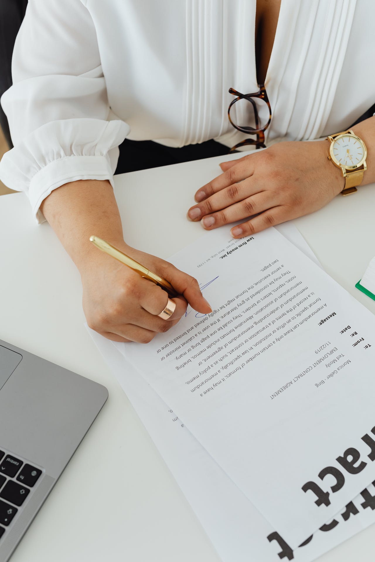 Thompson Mobile Notary & Apostille Service in Highland Park, MI