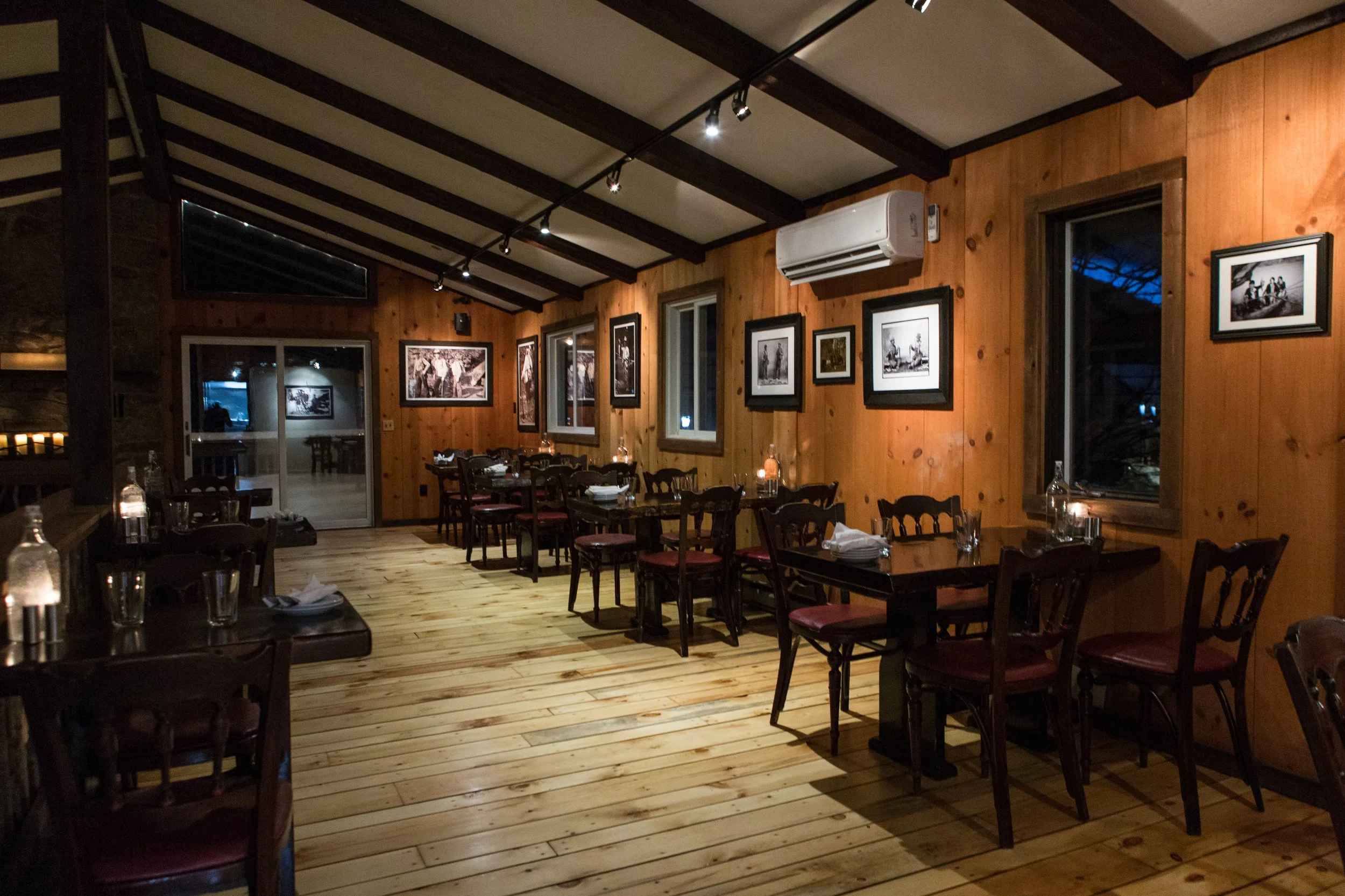 Ze Wine Bar at Jägerberg Beer Hall and Alpine Tavern in Hunter, NY (2)