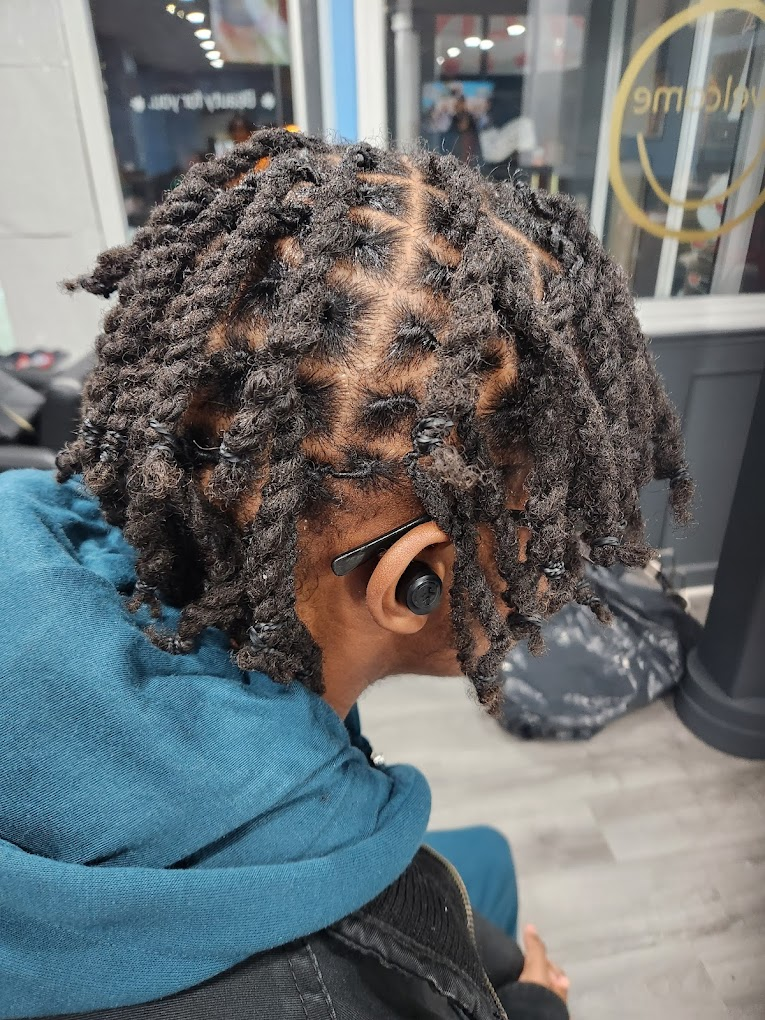 FLAKKY UNIVERSAL AFRICAN BEAUTY HAIR SALON in Staten Island, NY (2)