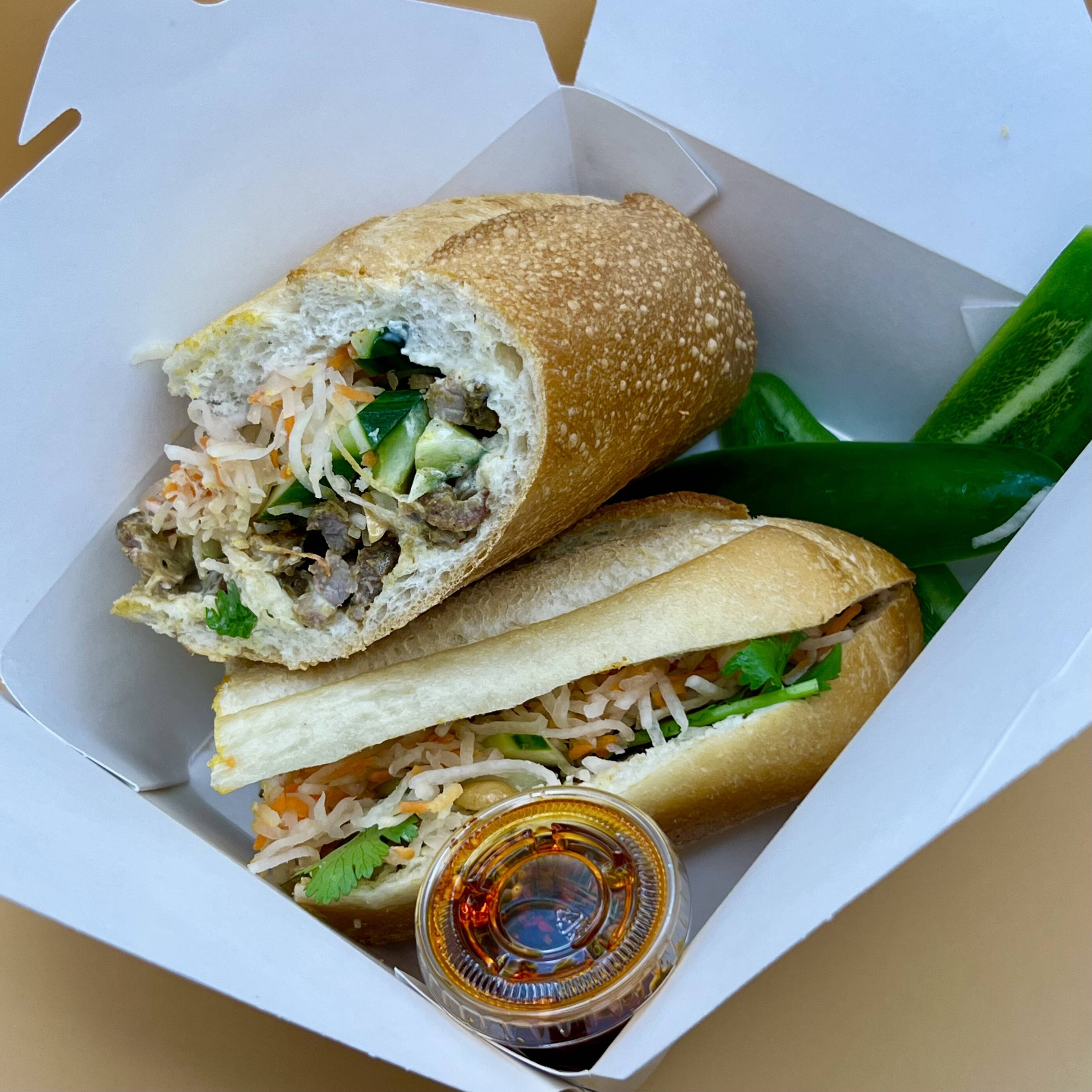 Bahay Kubo Food Truck in Hood, CA