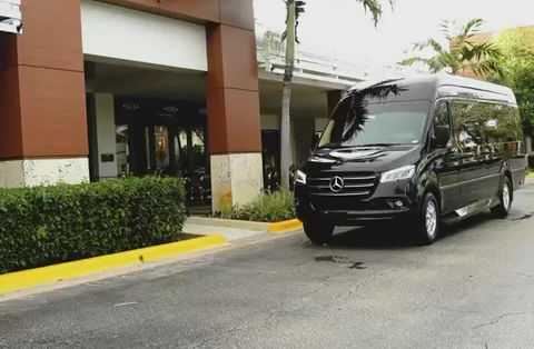 Naples Luxury Rentals | Chauffeured Only in Kissimmee, FL (2)
