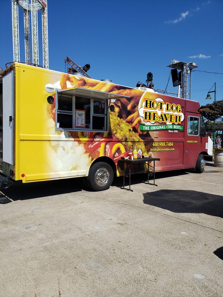 Hot Dog Heaven in Amherst, OH (2)