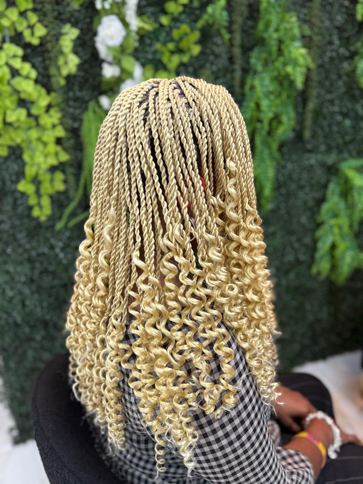 Natural Beauty & Barber Salon Inc in Sunrise, FL