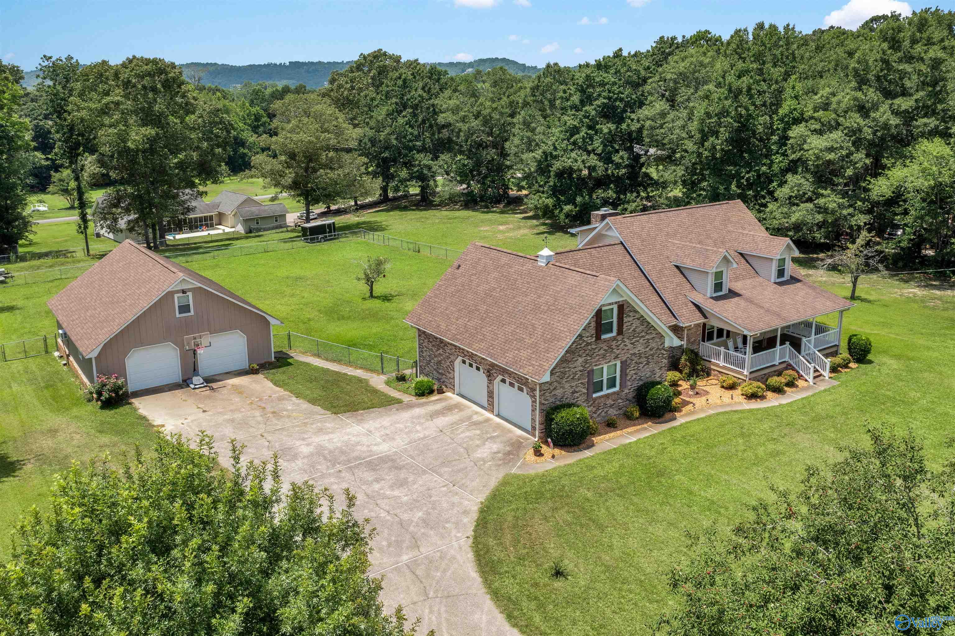 Katie McKenzie - Associate Broker - Impact Realty in Gadsden, AL (4)
