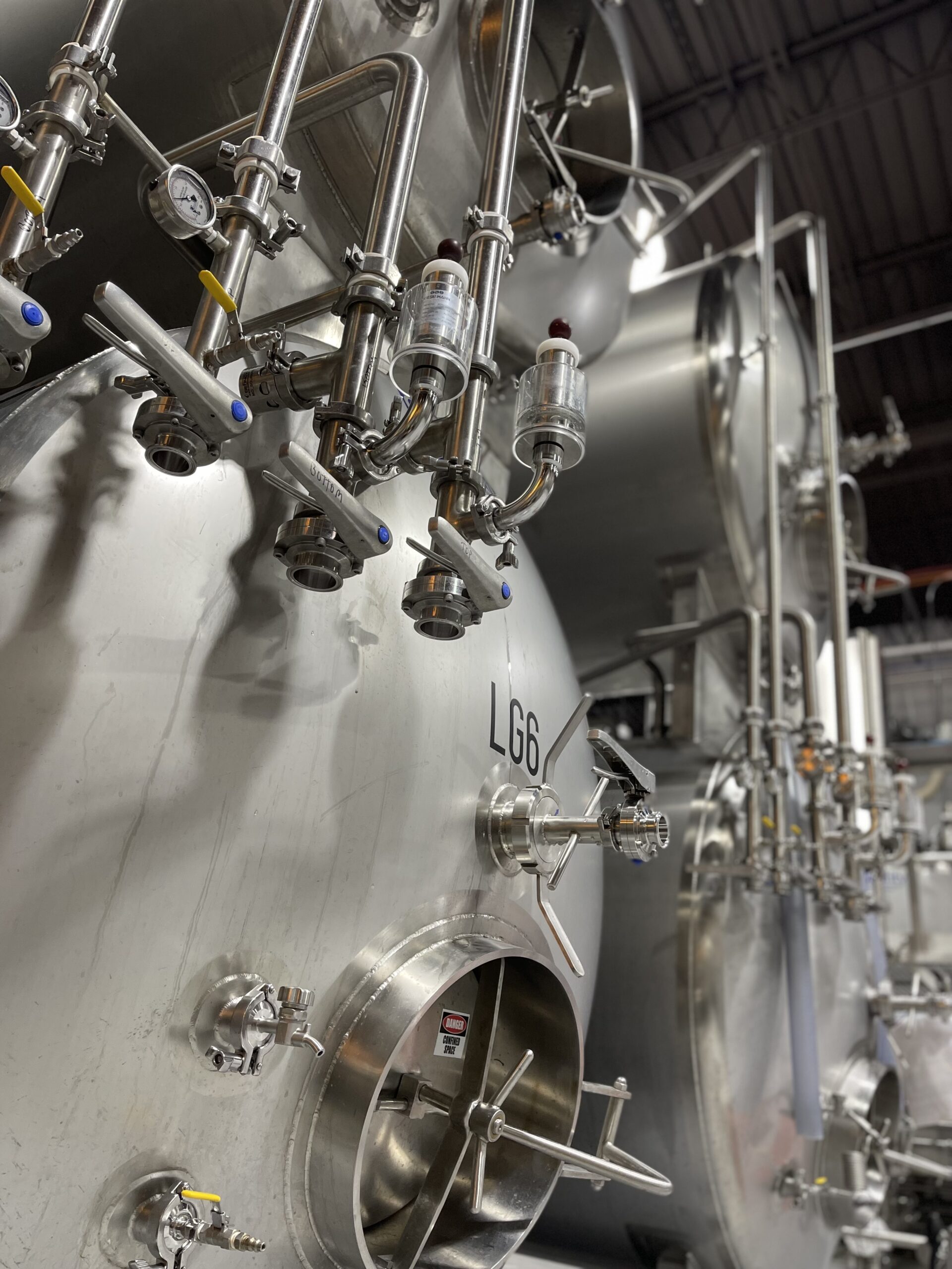 Goldfinger Brewing Company in Downers Grove, IL (4)