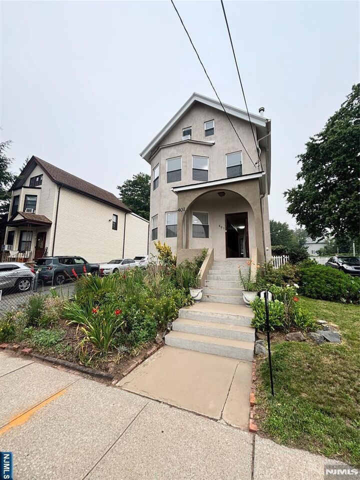 Northern NJ REALTOR, Eileen O'Driscoll in Oradell, NJ