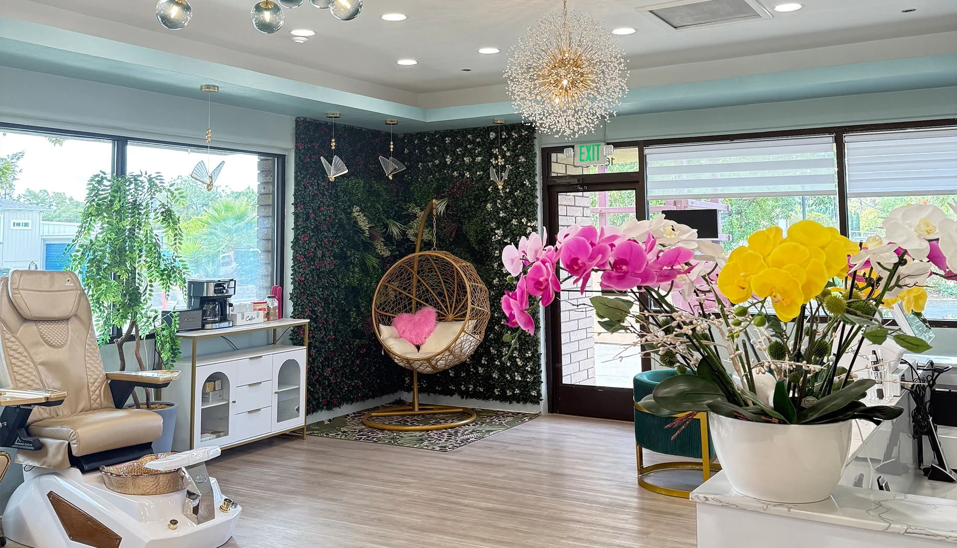 Pretty Bloom Nail Bar in Morgan Hill, CA