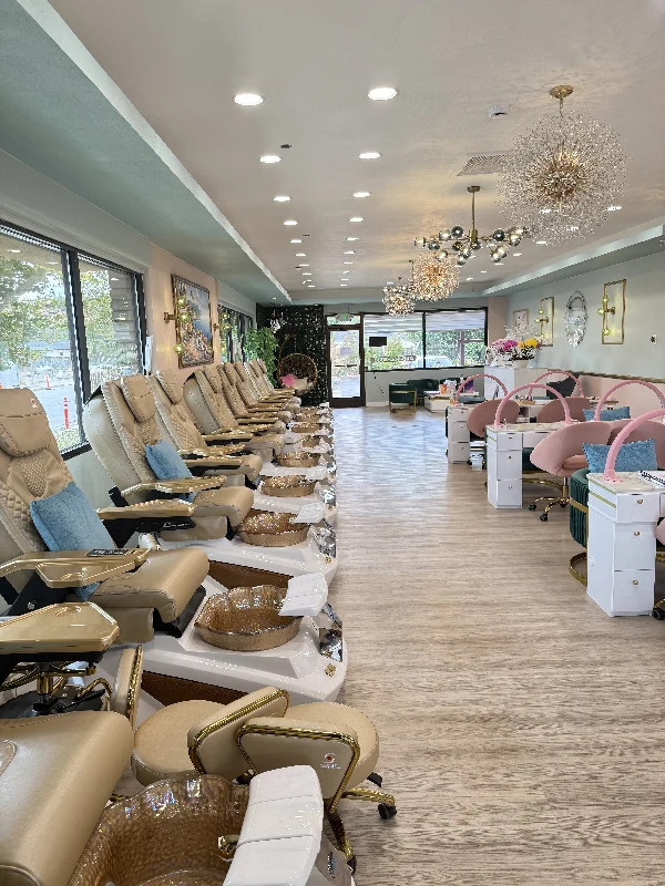 Pretty Bloom Nail Bar in Morgan Hill, CA (5)