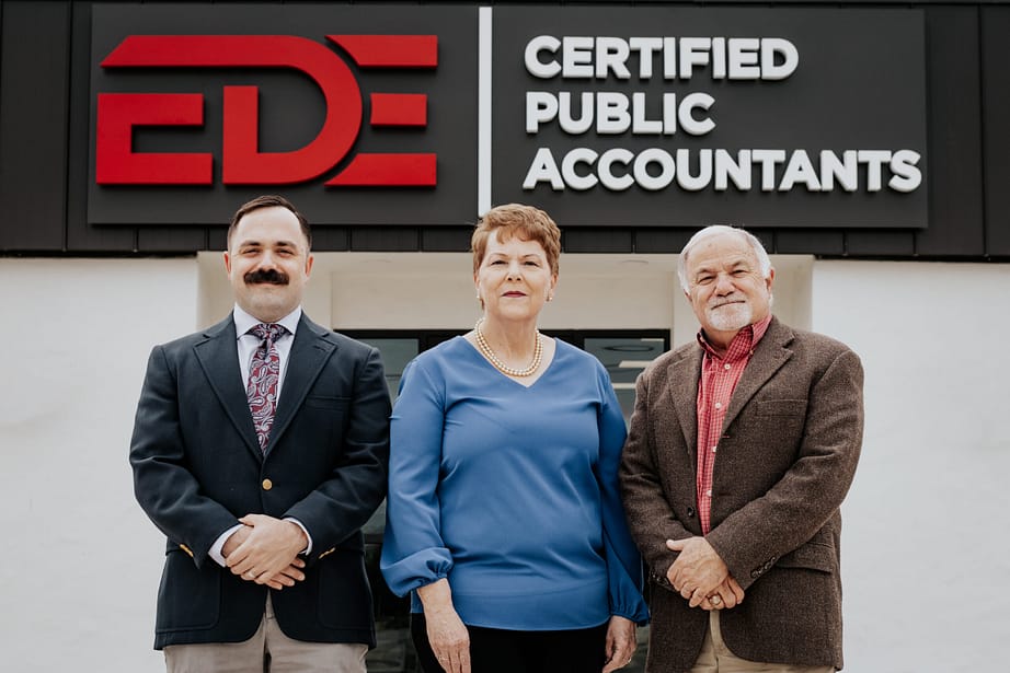Ede & Company in Uvalde, TX