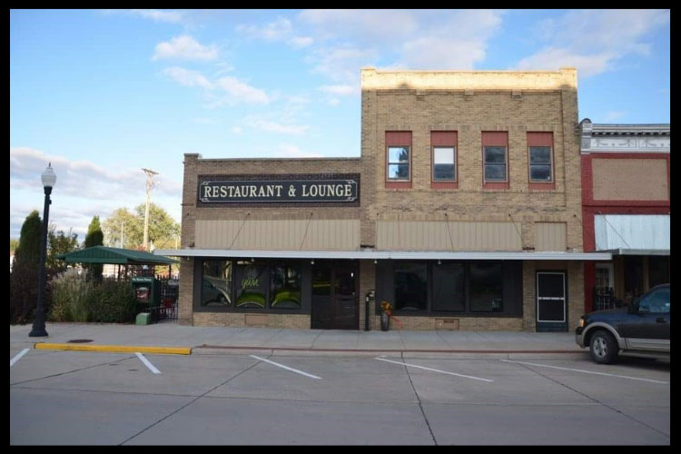 Carl’s Tavern in Ord, NE (2)