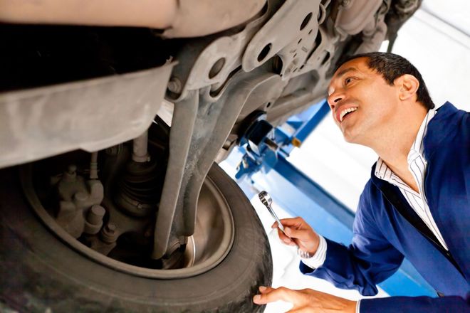 Scott's Automotive Repair in Pewaukee, WI (4)