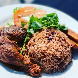 The Blue Hole Restaurant Belizean Caribbean Cuisine in Gardena, CA (3)