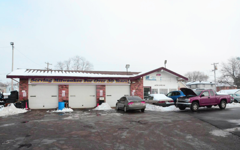 Auto Cave LLC in Milwaukee, WI
