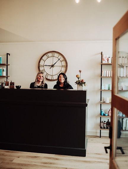 Salon 810 in Baldwin, WI