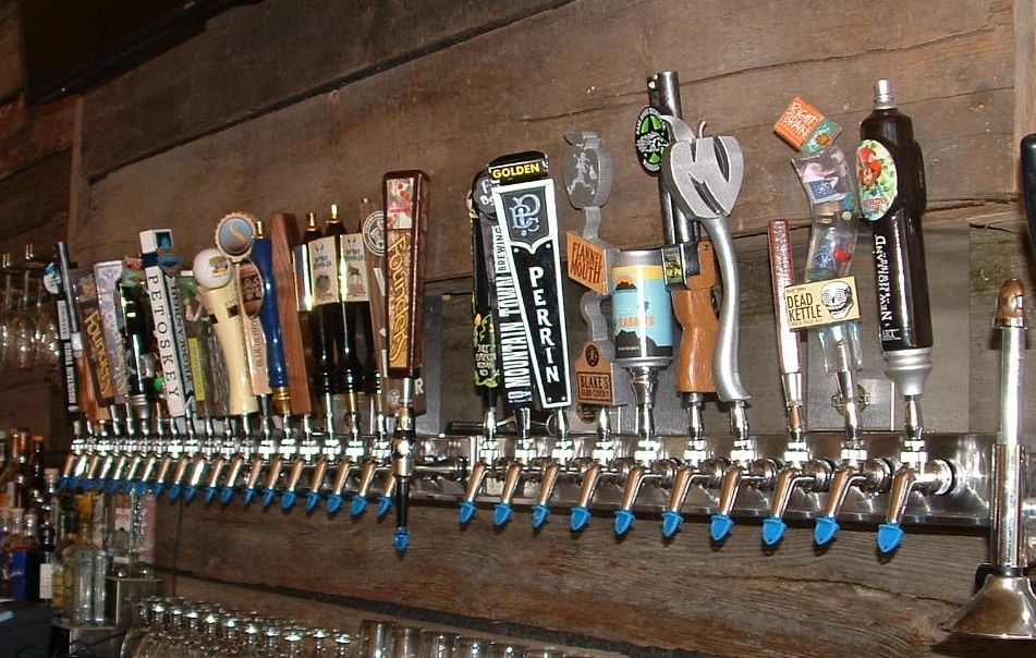 Ray's - BBQ, Brews & Blues in Grayling, MI