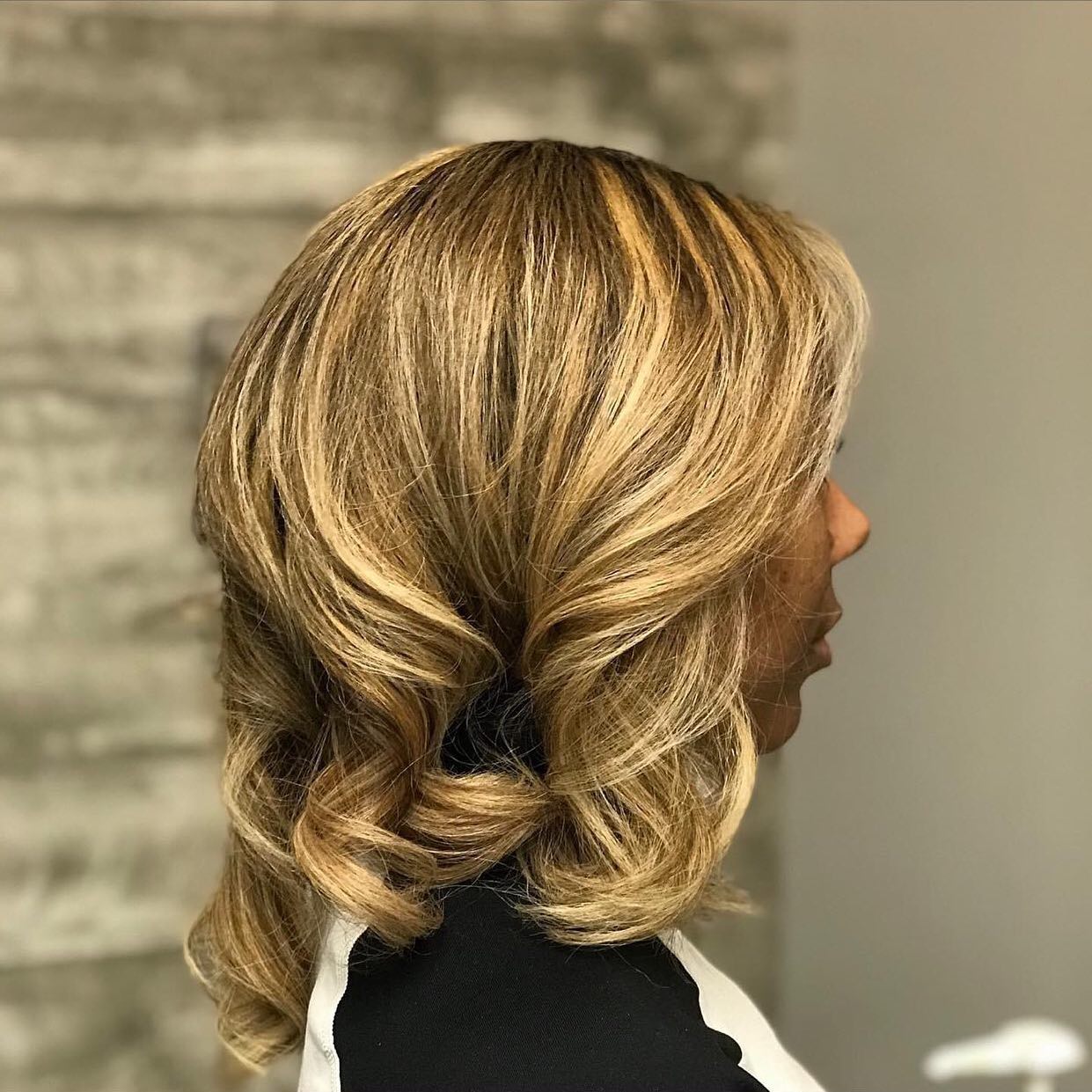 Mahogany Designs Unlimited Salon in Riverside, CA