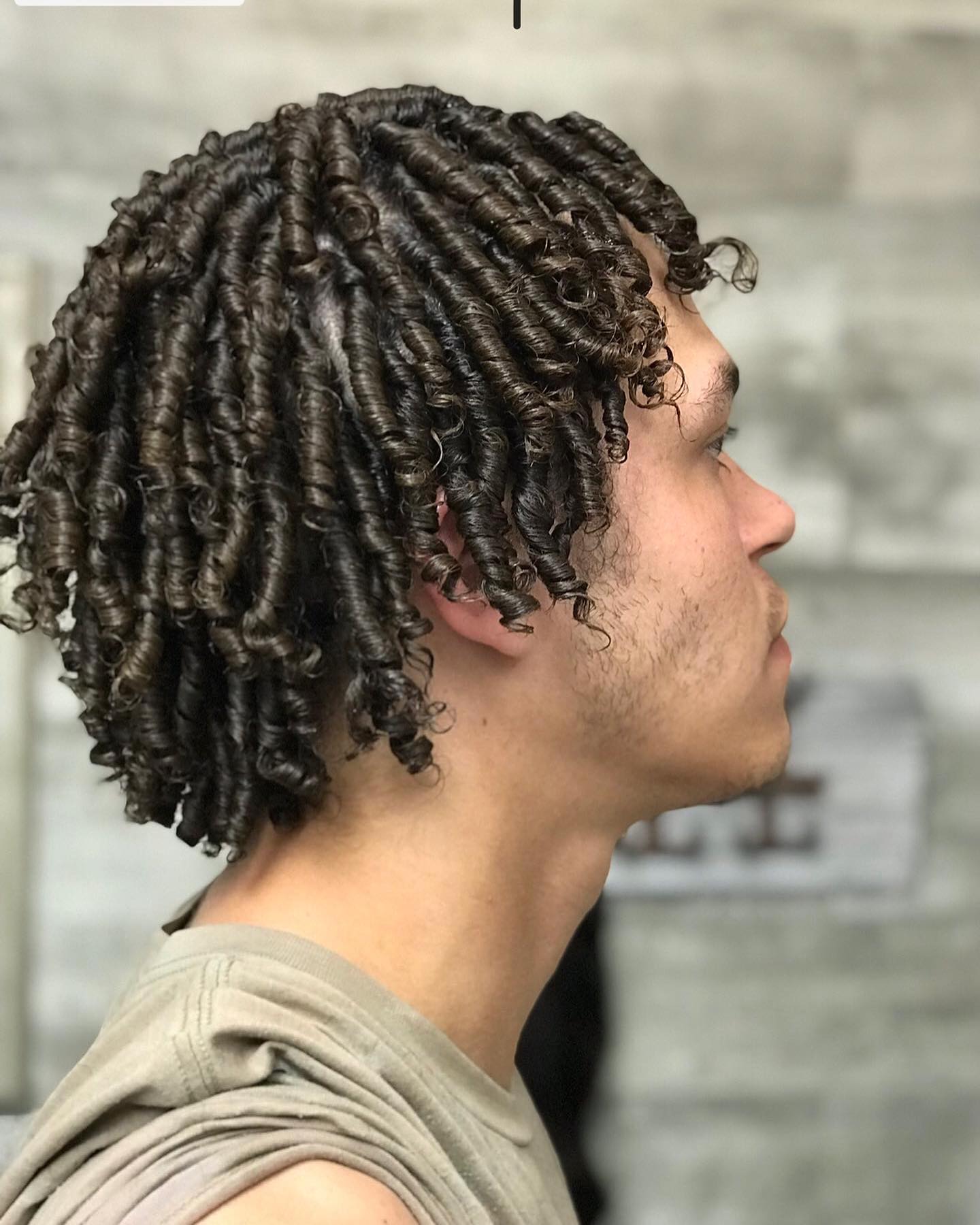 Mahogany Designs Unlimited Salon in Riverside, CA (3)
