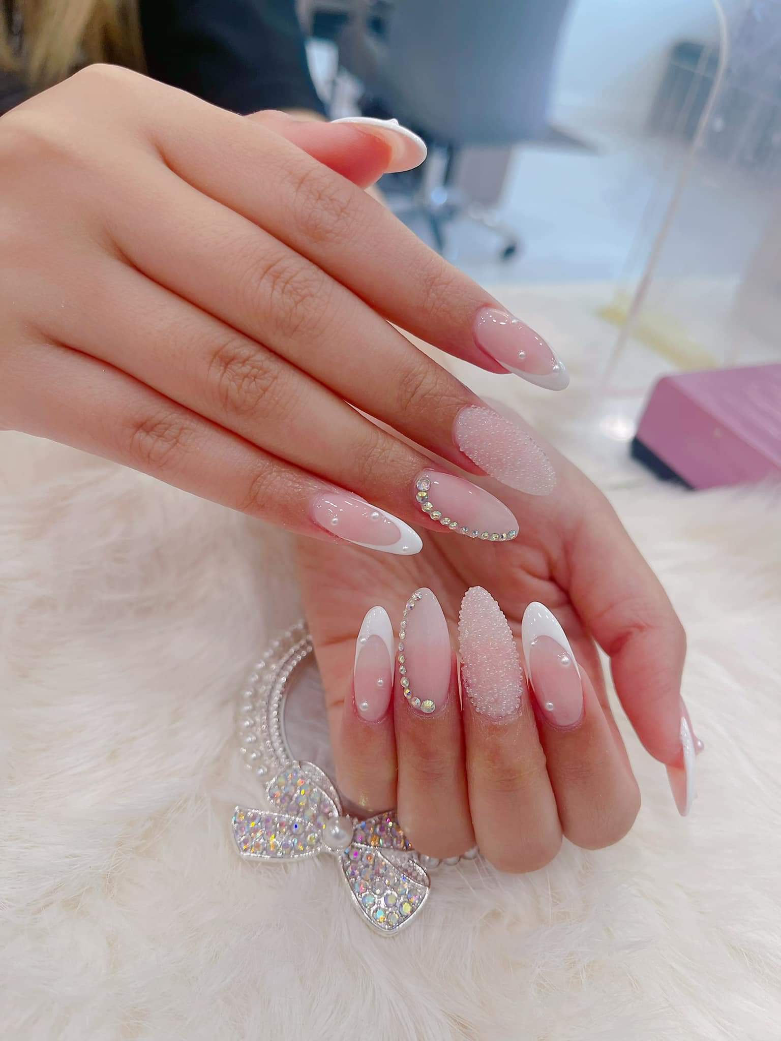 T N Nails in Elgin, IL