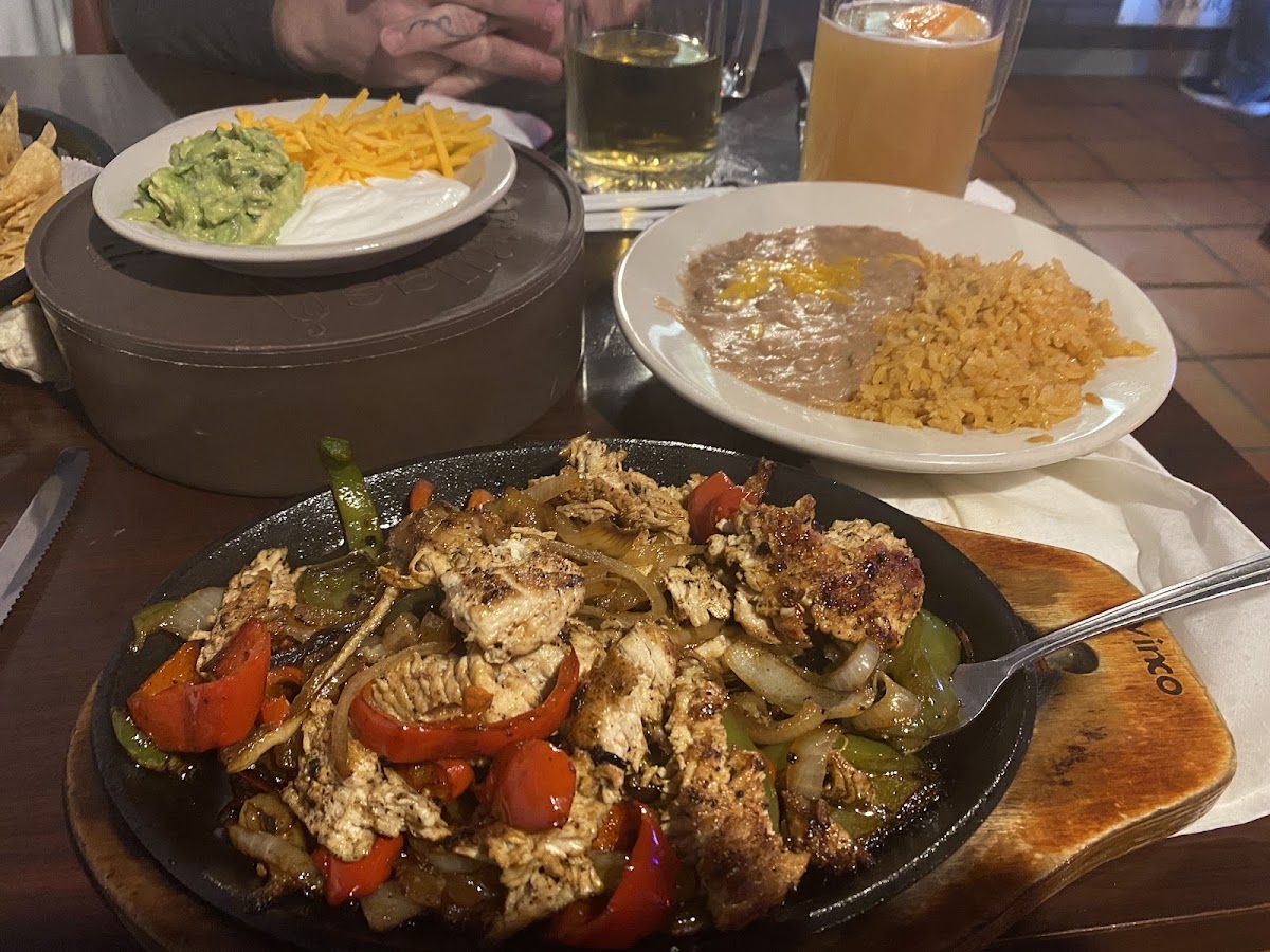 Fred's Steakhouse & Saloon in Altus, OK (6)