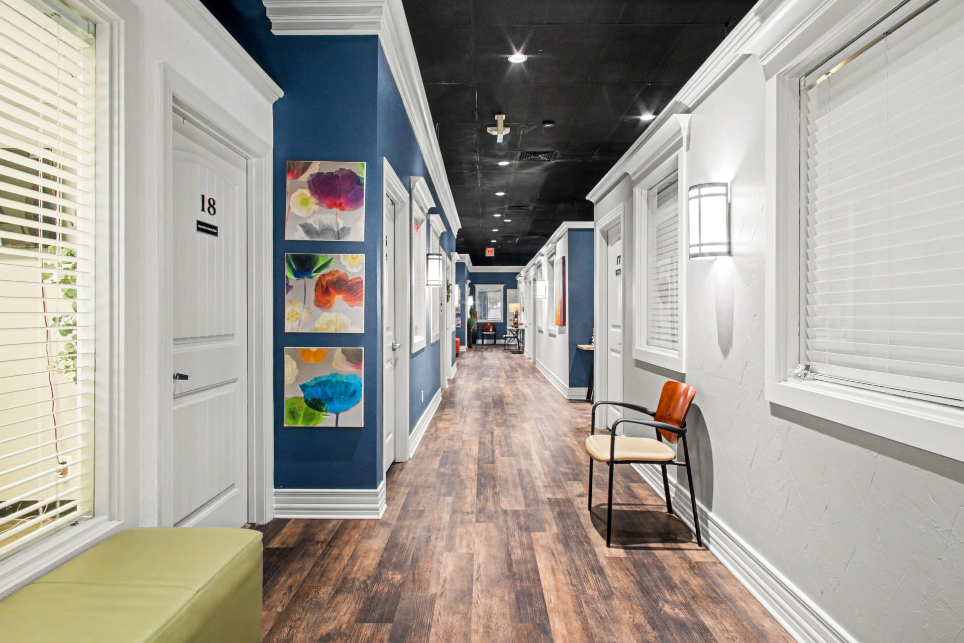 Salons by JC Dallas Pavillion West in Dallas, TX (3)
