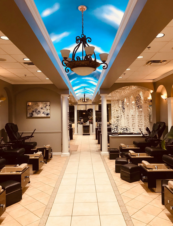Saffron Nails & Spa in Franklin, TN