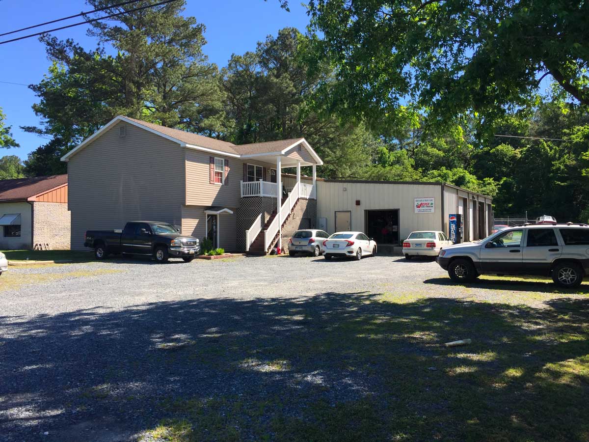 Hans' Auto & Truck Clinic in Delmar, MD (2)