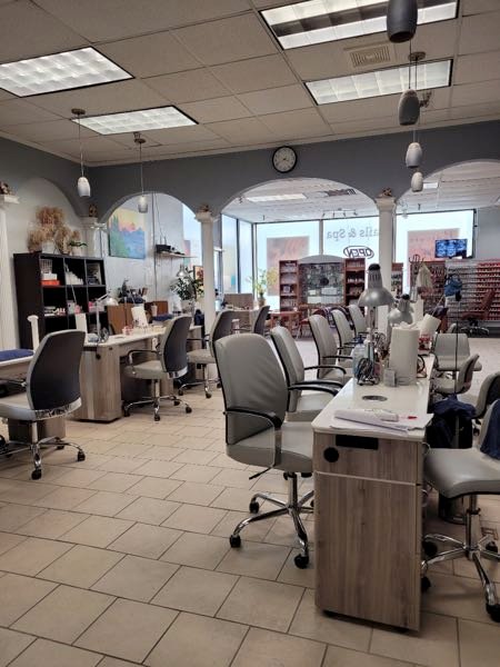 Crystal Nails & Spa in Emporia, KS (3)