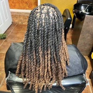 Lady Mo’ Locs & More in DeSoto, TX (4)