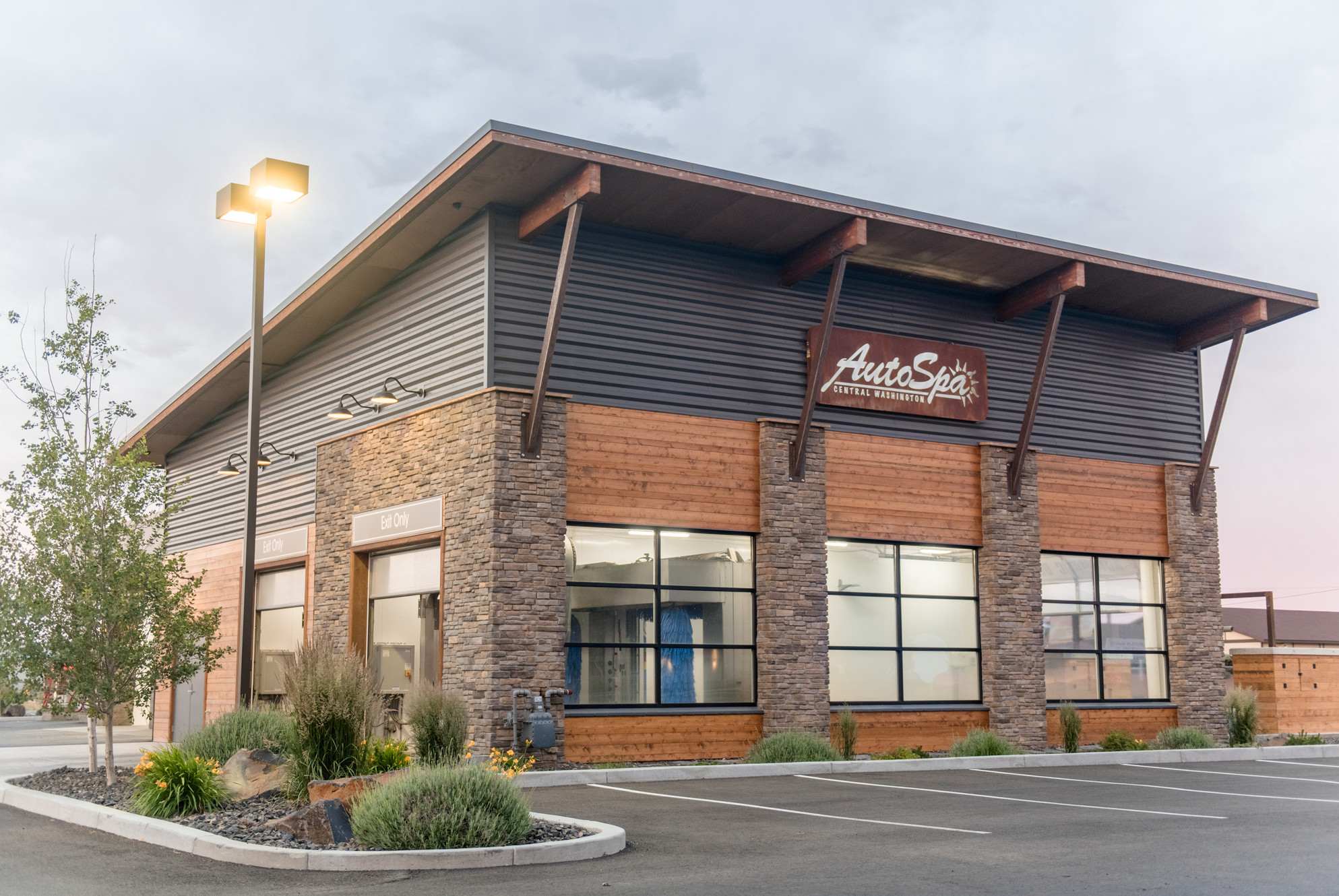 AutoSpa Central Washington in East Wenatchee, WA
