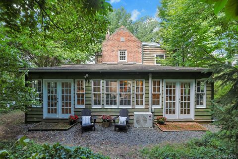 Daniel Bucci | The Bucci Real Estate Team | Coldwell Banker Tarrytown in Tarrytown, NY (3)