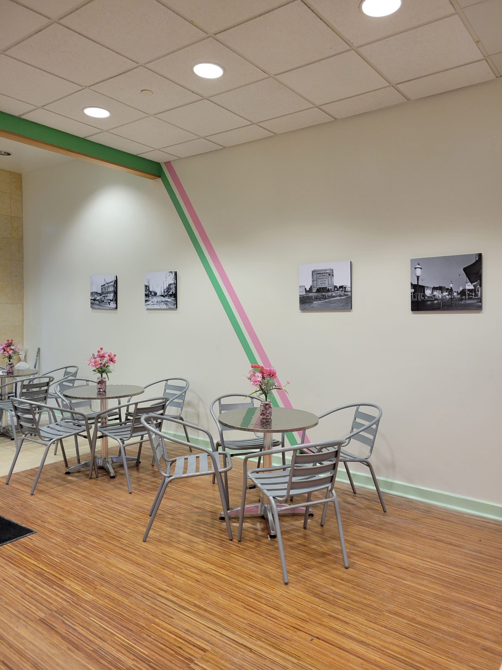 Main Street Frozen Treats in Maumee, OH (5)