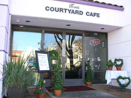 Toni's Courtyard Café in Merced, CA