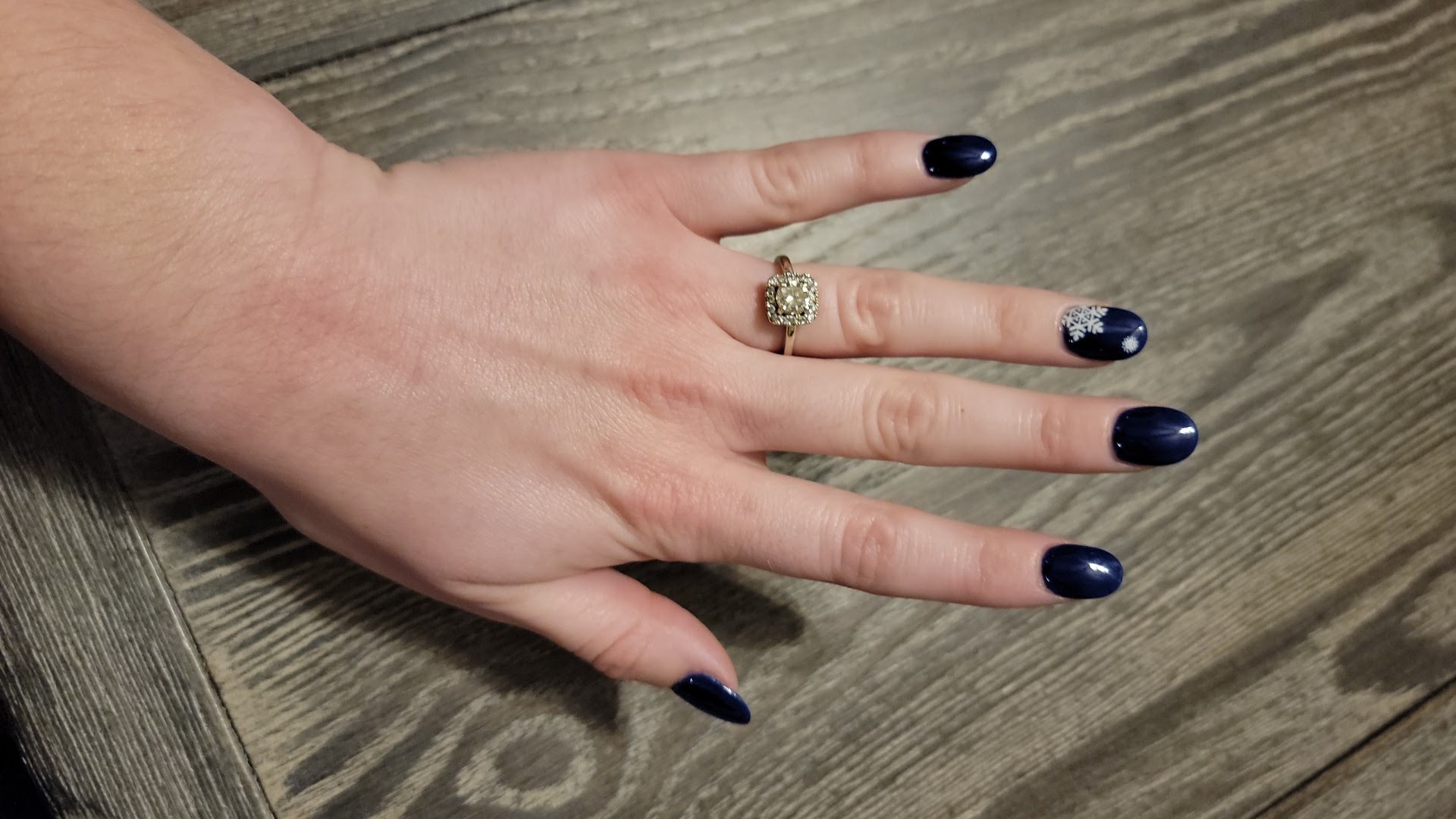 Imperial Nails in Jefferson City, MO