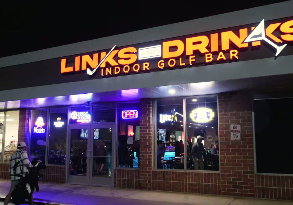 Links and Drinks Indoor Golf and Sports Bar in Oconomowoc, WI (2)