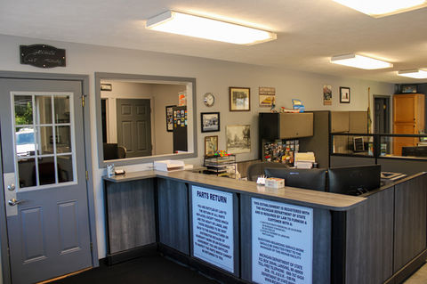 Lakeside Car Company in Rockford, MI (6)