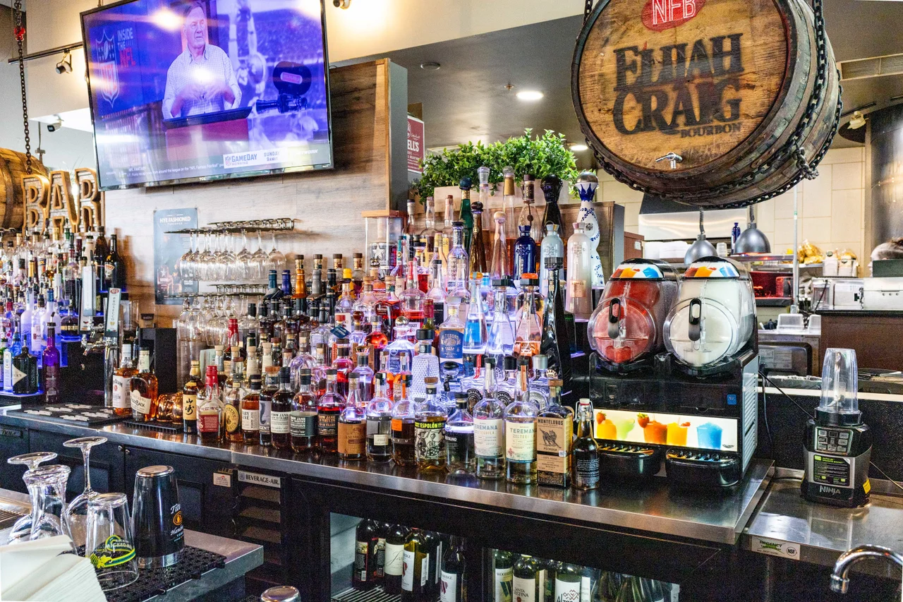 Naples Flatbread Kitchen & Bar in Estero, FL (2)
