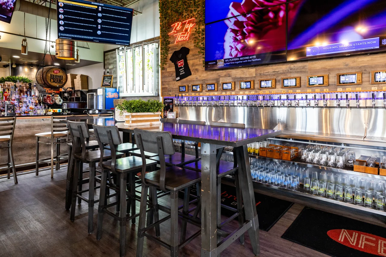 Naples Flatbread Kitchen & Bar in Estero, FL (6)