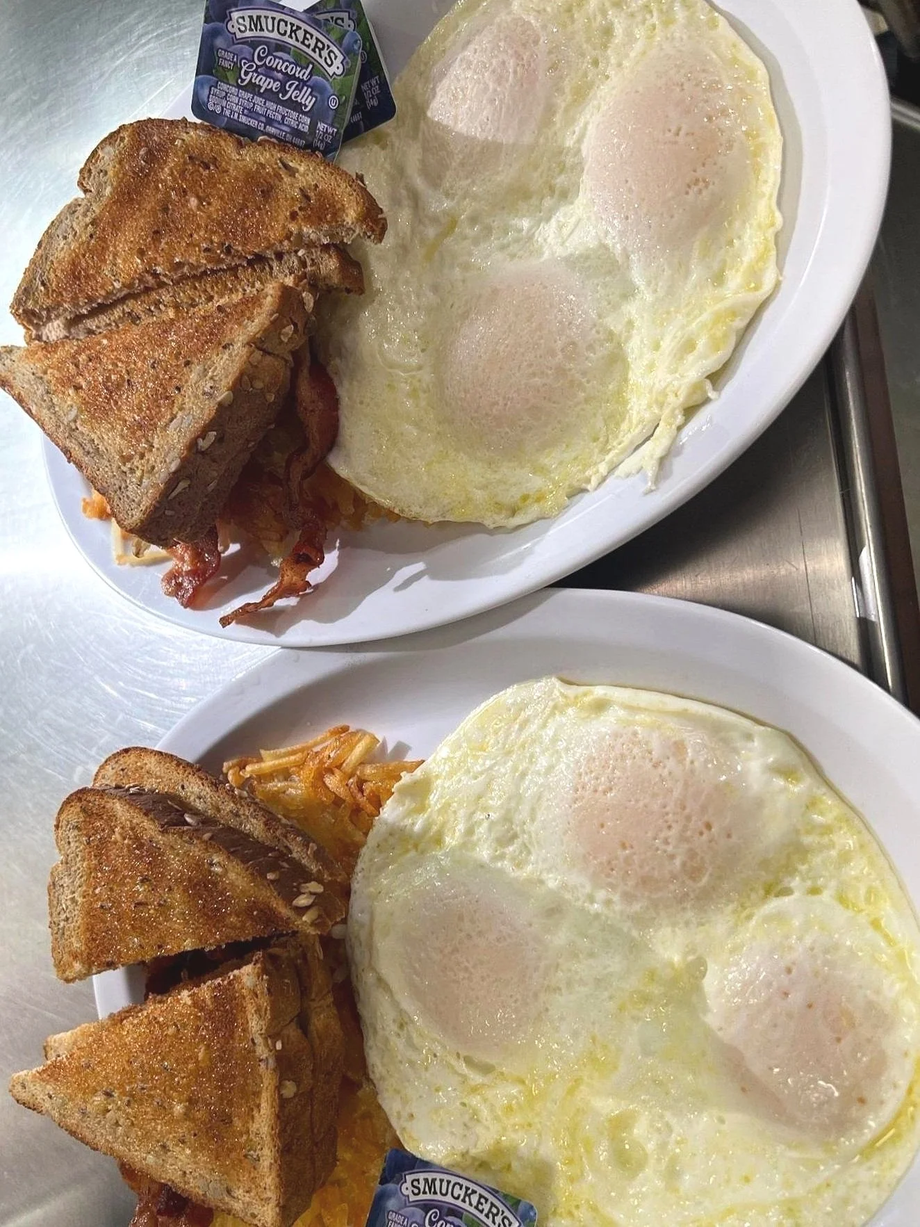 Big Dog Sports Cafe in North Mankato, MN (2)