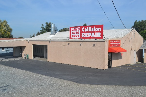 Dan's Auto Body in Ripon, CA