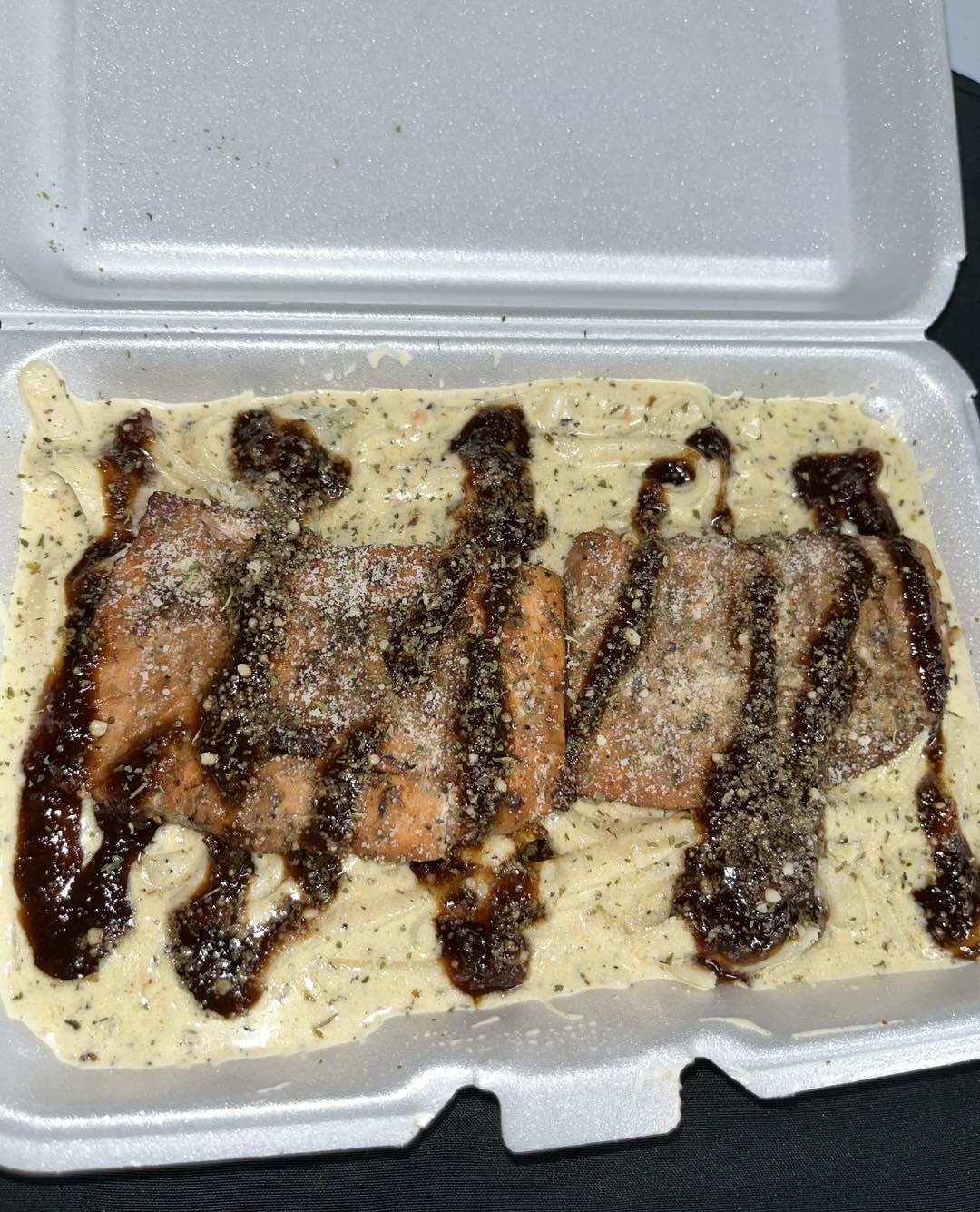 Dop's Jerk House in Bloomington, IL (3)