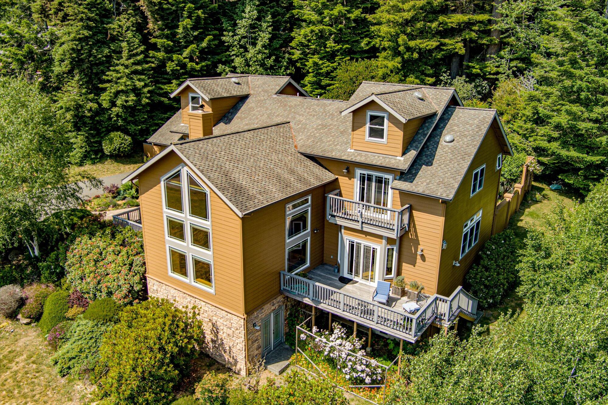 Christina D'Alessandro Real Estate in Arcata, CA (4)