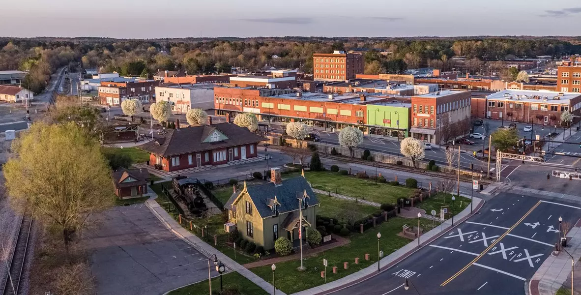 Jared Gunter- Central North Carolina Realtor in Kipling, NC (4)