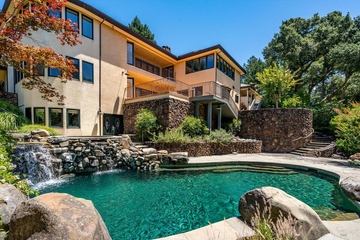 Yvonne Rich - Napa Valley Luxury Real Estate in St Helena, CA (3)