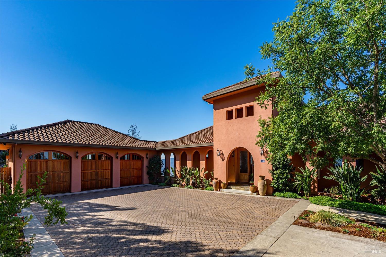 Yvonne Rich - Napa Valley Luxury Real Estate in St Helena, CA (5)